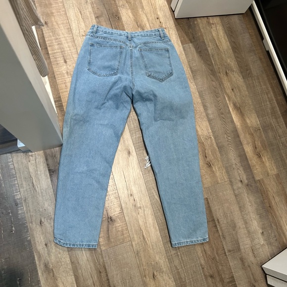 Jeans - Picture 8 of 12